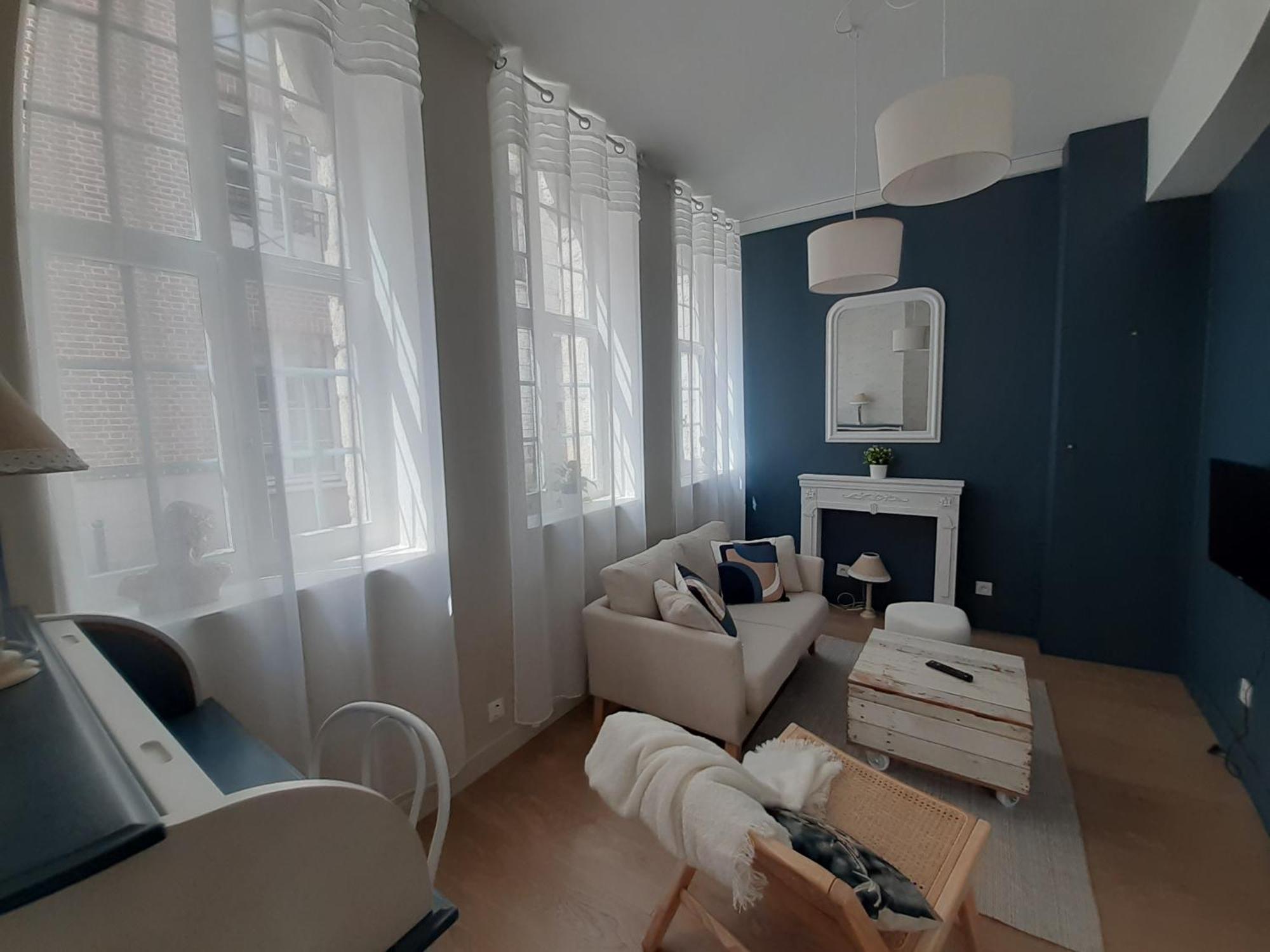 Spacieux Et Cosy Duplex Centre Historique - 2 Chambres - Transport Facile 瓦朗西纳 外观 照片